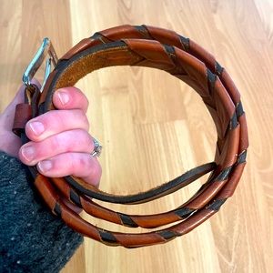 Men’s woven leather belt with brass buckle